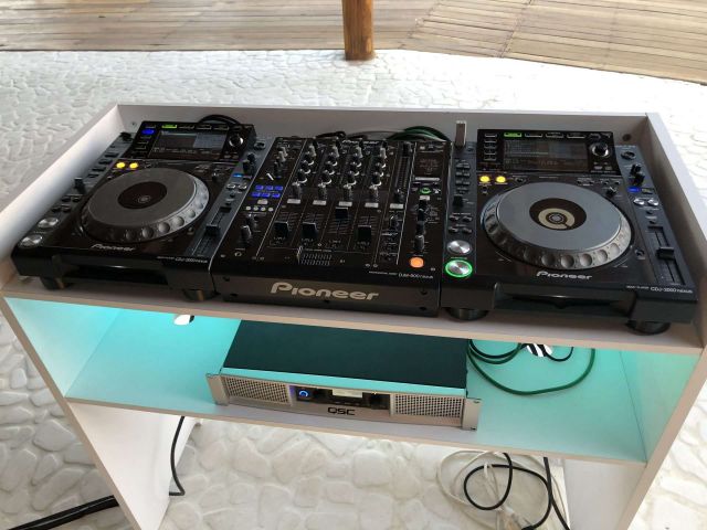 Sound System Rental, Private Villa-Mykonos (2019) (DJ Equipment)