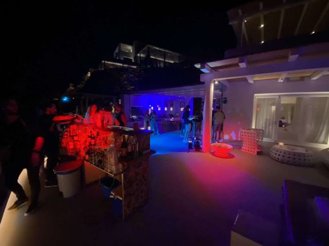 Private Party - Mykonos Private Villa (Party starts)
