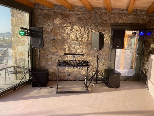 villa-dj-sound-equipment-installations-mykonos