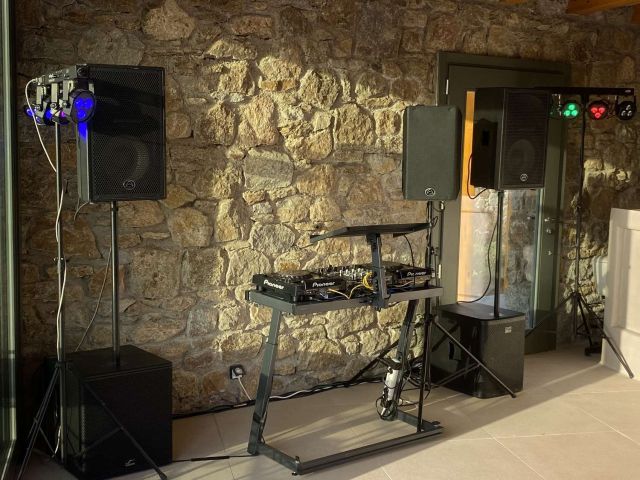 villa-dj-sound-equipment-installations-mykonos